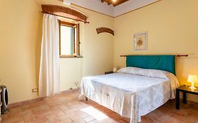 Livorno Yellow Apartament Near The Sea
